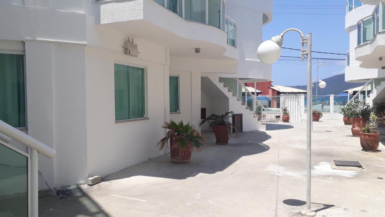 Apartamento Na Praia Dos Anjos Арраял-ду-Кабу Экстерьер фото